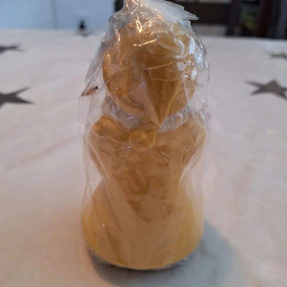 Nantucket Distributing Fisherman Lobsterman‎ Shaped Candle Holly Christmas Santa